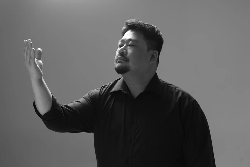 테너 분야의 기존 홈페이지 프로필 사진